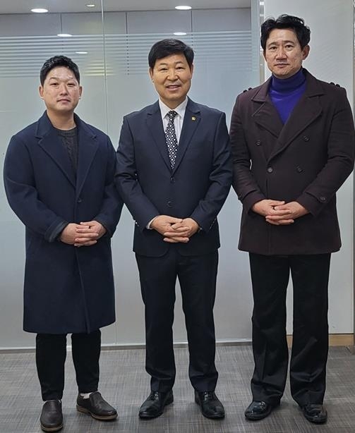 이만수 전 SK 감독, 라오스 대표팀에 한국 지도자 파견