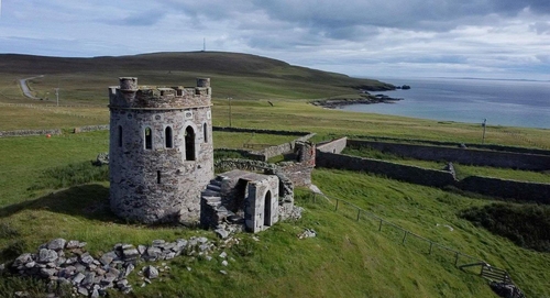 스코틀랜드 외딴섬 고성 5천만원에 매물로…수리비가 197억원