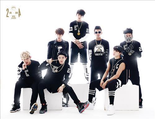 2013년 데뷔 당시의 방탄소년단(BTS) 