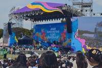 국경·세대 뛰어넘은 K팝 축제의 장…'위버스콘 페스티벌'