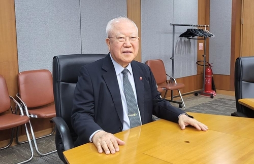 [삶] "총맞은 北귀순병, 軍병원 아닌 민간병원에 보내다니"