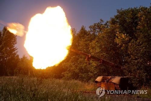 우크라 "대반격 '최대 타격' 아직 안해…힘겨운 싸움 중"