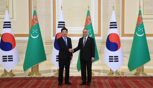 김의장, 투르크멘 최고지도자 회담…"호혜적 관계 발전시키자"