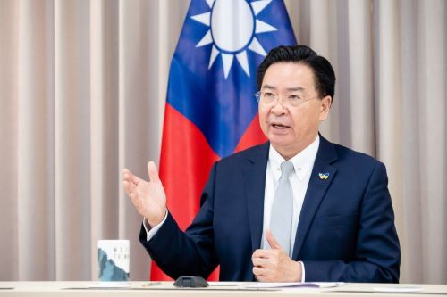 화상 인터뷰하는 우자오셰 대만 외교부장(장관)