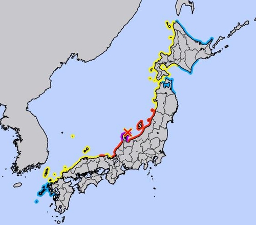 일본 북부 연안에 쓰나미 경보(붉은색)