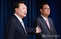 尹, 비서실장 정진석·정무 홍철호 임명…'여의도 소통로' 구축(종합2보)