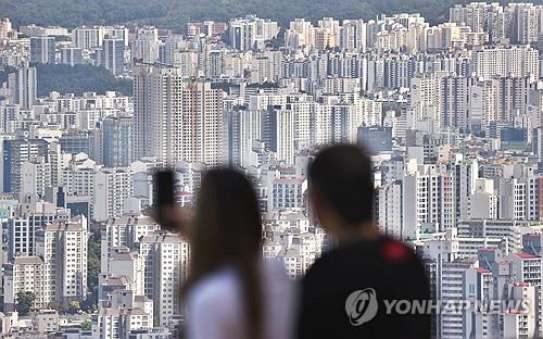 서울 남산에서 바라본 아파트 단지