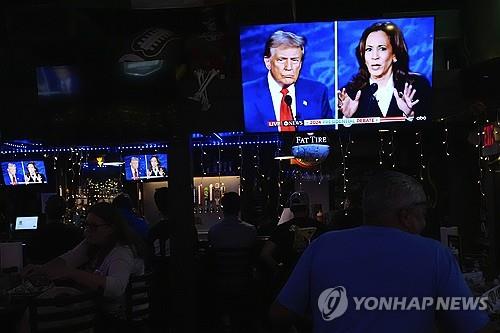 해리스-트럼프 TV토론 5천750만명 시청…바이든 때보다 많아