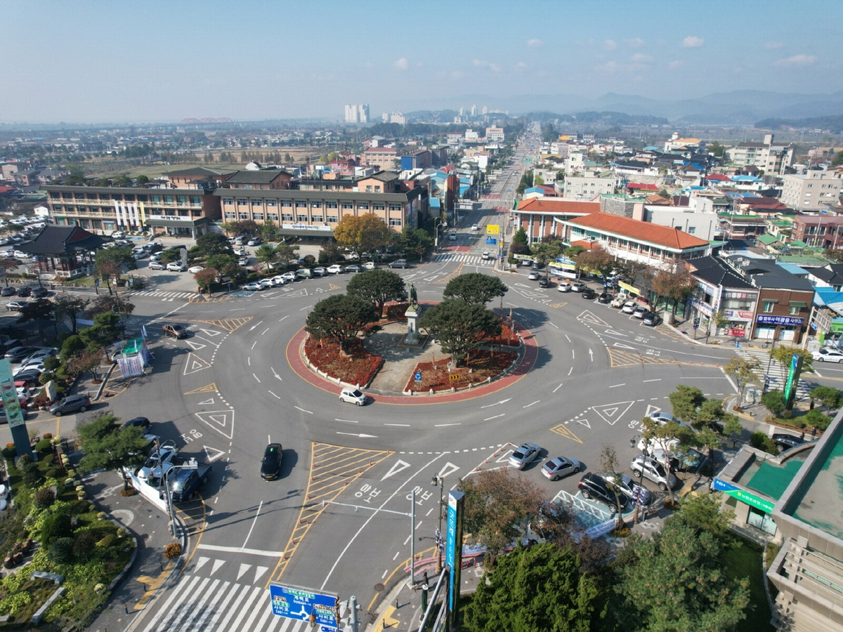 충남 부여군청 전경