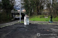 프랑스 전 마피아 '대부', 고속도로 한복판서 총 맞고 숨져