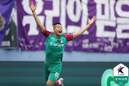 2007년생 김현오 데뷔골…선두 대전, 안양 꺾고 3연승(종합)