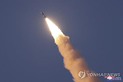 북한 신형 ICBM 화성-19형
