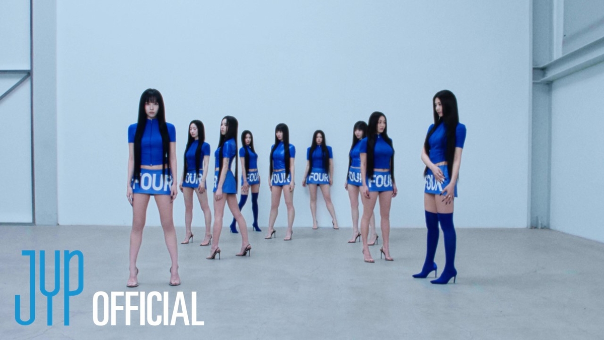 10주년 트와이스, 7월 정규 4집 