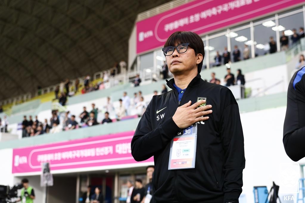 여자 축구대표팀 신상우 감독 "발전 가능성 봤지만, 시간 필요"