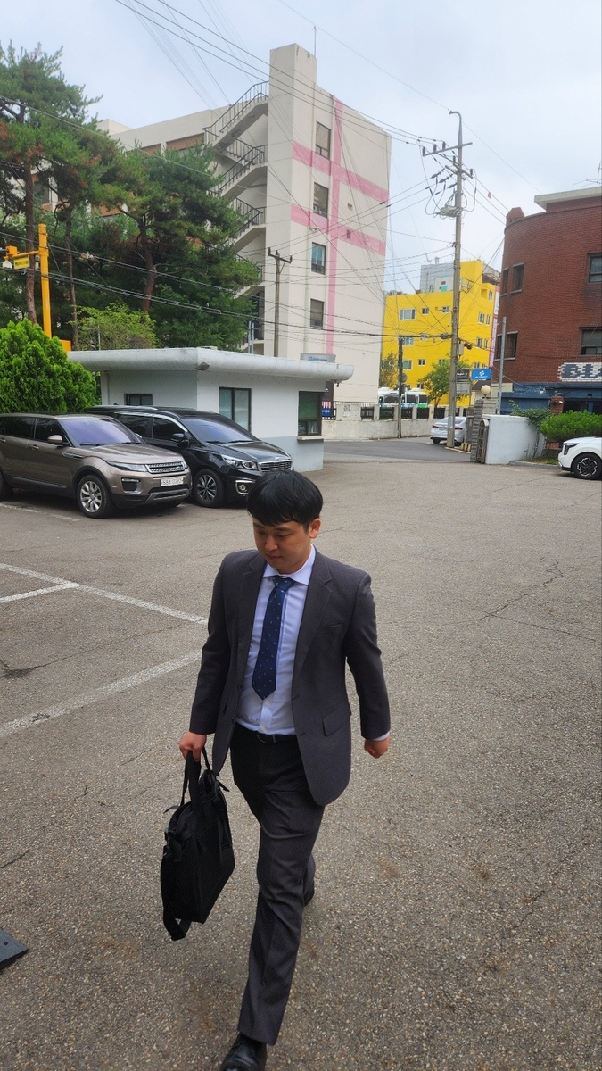 새 전공의 대표 "의료 정상화 모색…구성원 목소리 바탕…