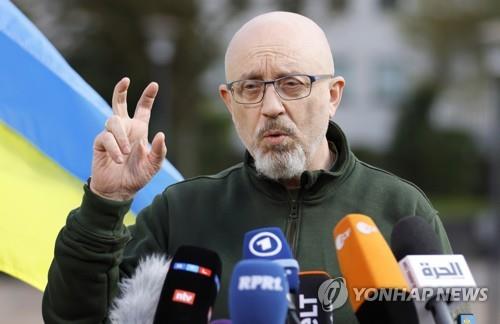 우크라 전 국방장관 "푸틴이 죽거나 퇴진해야 전쟁 끝날…