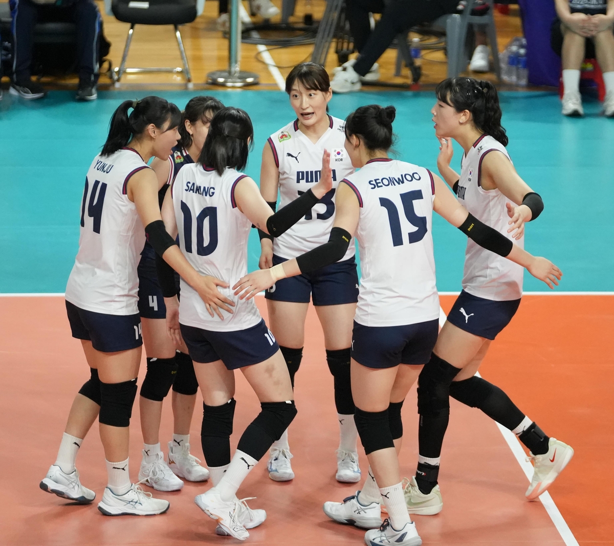 한국 여자배구, 광복절 다음 날 150번째 한일전서 4연패 끊을까