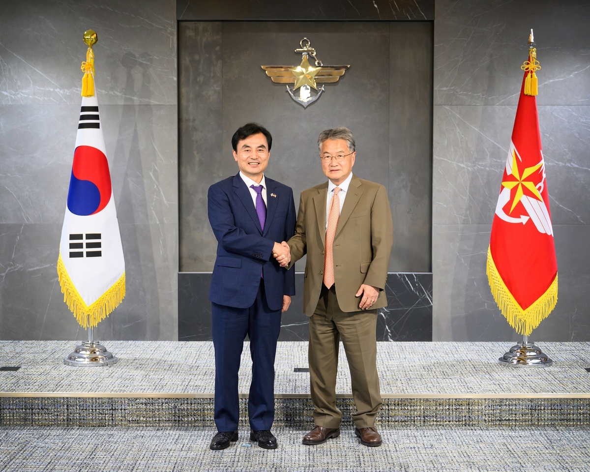 안규백, 美대사대리 접견…"한미는 바퀴의 양축처럼 늘 함께"