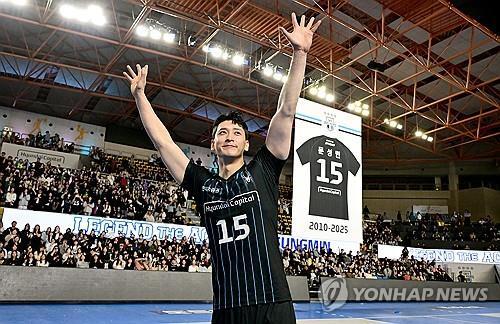 현대캐피탈에서 은퇴식 가진 문성민