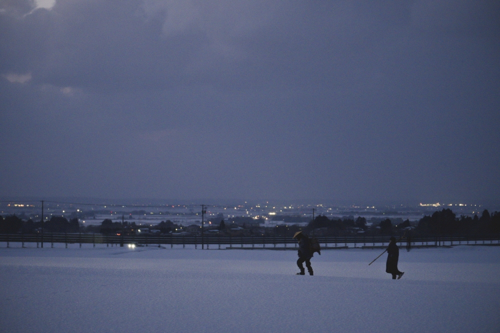 영화 '여행과 나날' 속 장면