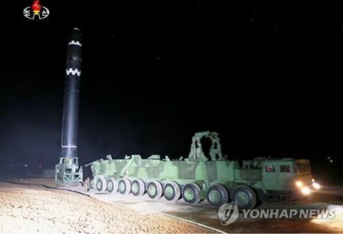 Funcionario de Seúl: Corea del Norte no es capaz de lanzar misiles ICBM desde lanzaderas móviles