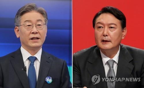 La imagen compilada muestra a Lee Jae-myung (izda.), nominado presidencial del gobernante Partido Democrático, y Yoon Seok-youl, candidato de la principal oposición, el Partido del Poder del Pueblo.