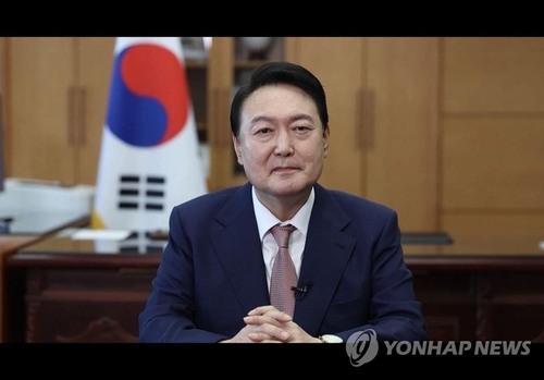 (AMPLIACIÓN) Yoon propone enviar a Corea del Norte vacunas contra el COVID-19