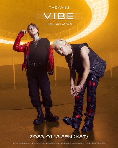 La foto, proporcionada por The Black Label, muestra un póster promocional del nuevo sencillo de Taeyang, "Vibe", en colaboración con Jimin de BTS. (Prohibida su reventa y archivo)