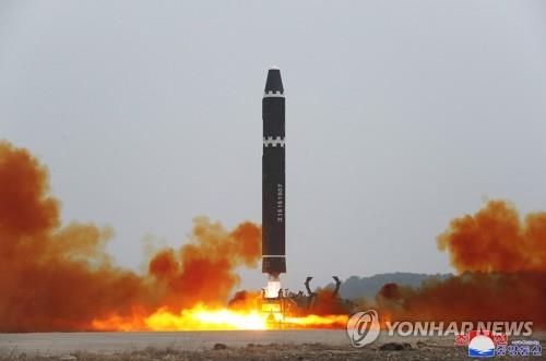 (3ª AMPLIACIÓN) JCS: Corea del Norte dispara dos SRBM hacia el mar del Este