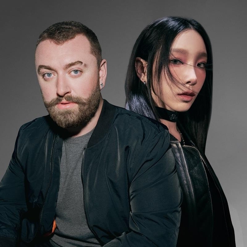 La foto, sin fechar, proporcionada por Universal Music Group, muestra a Sam Smith (izda.) y Taeyeon. (Prohibida su reventa y archivo)