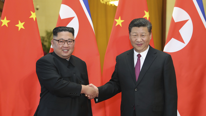 Xi parte a Corea del Norte para una cumbre con Kim