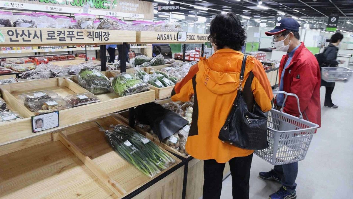 지역 농산물 지역서 소비…안산시 로컬푸드 직매장 개설 | 연합뉴스