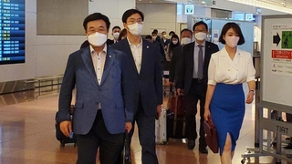 韓日議連代表団が東京到着　「懸案解決へ突破口探る」（８月４日）