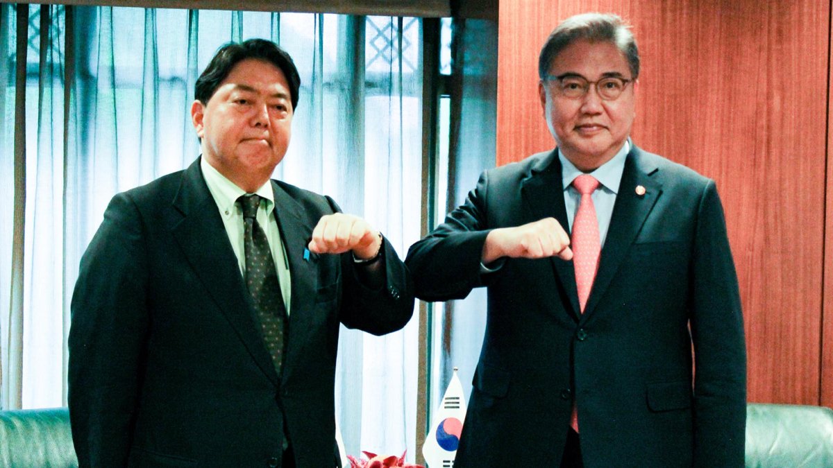 Los cancilleres de Corea del Sur y Japón dialogan en Nueva York