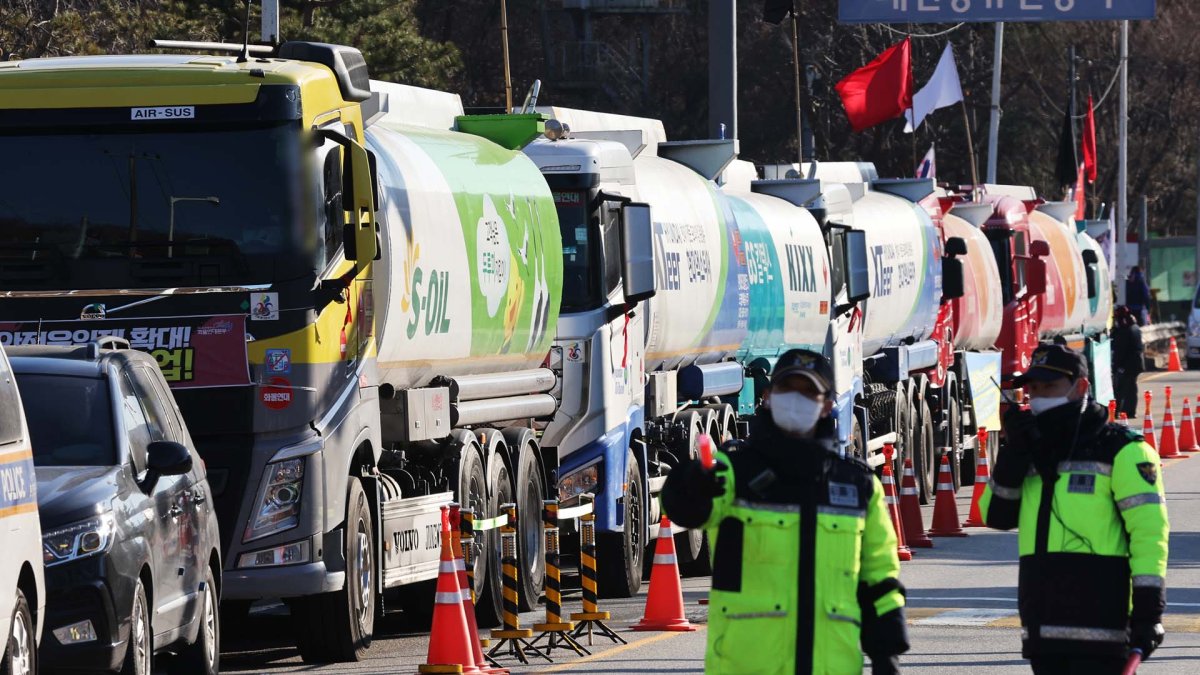 Grève des camionneurs : l'OIT demande l'opinion de Séoul sur l'ordre de retour au travail
