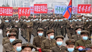 كوريا الشمالية تنظم مسيرة شبابية ضد التدريبات العسكرية المشتركة بين سيئول وواشنطن
