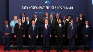 Yoon y los líderes de las naciones insulares del Pacífico acuerdan una mayor cooperación sobre la crisis climática y el desarrollo