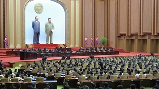 كوريا الشمالية تنص على سياسات بناء القوة النووية في دستورها