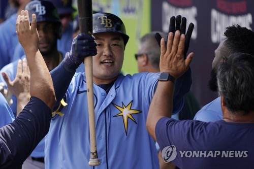 Divisional battle, roster competition ahead for S. Koreans in MLB