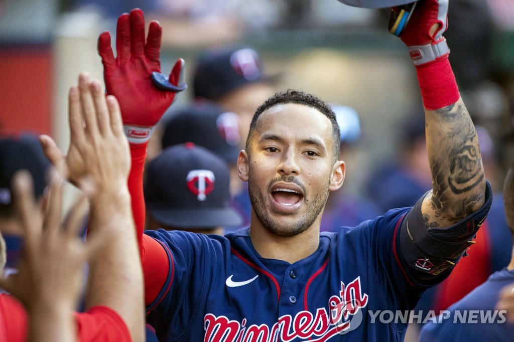 신체검사에 발목 잡힌 MLB FA 내야수 카를로스 코레아