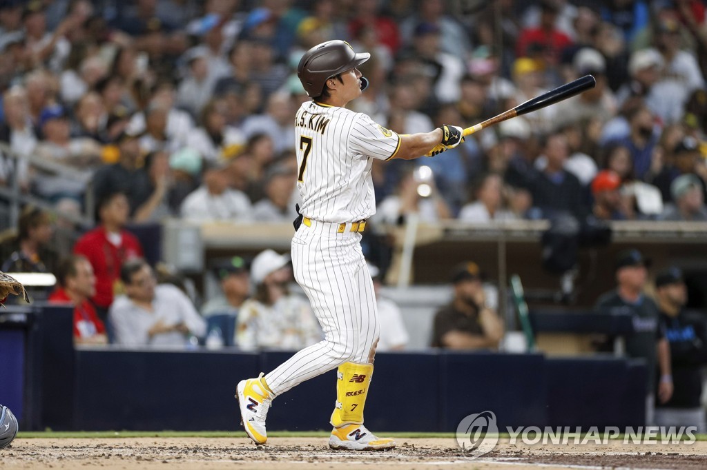 김하성, MLB 개인 첫 만루 홈런
