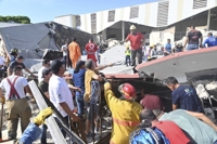 멕시코 미사 중 성당 무너져 최소 9명 사망·50명 부상(종합)