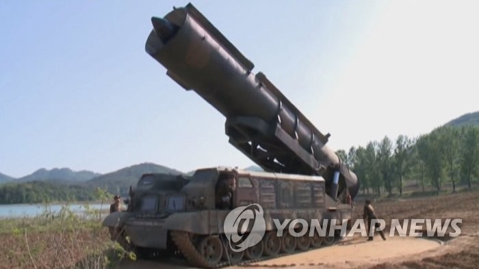 北朝鮮が短距離弾道ミサイル３発発射　韓国新政権発足後初の武力挑発