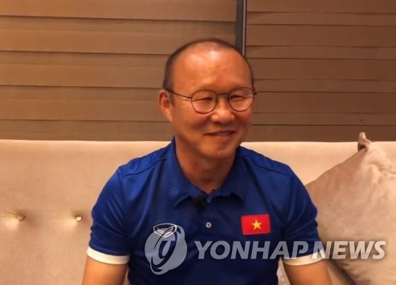 베트남 축구 대표팀을 맡았을 당시의 박항서 감독
