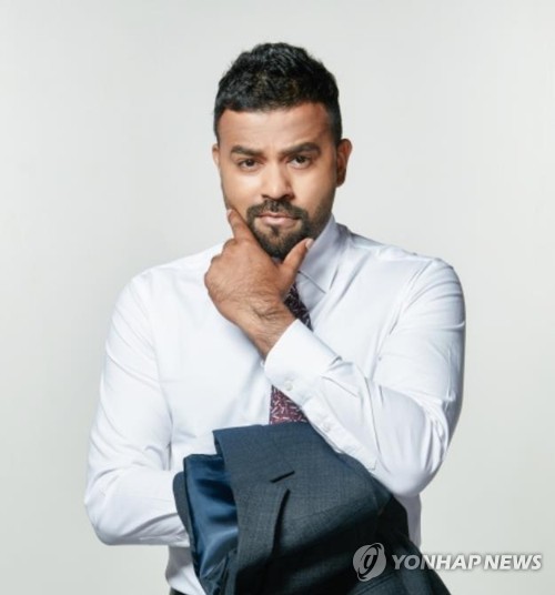 '비정상회담' 출연 방송인 럭키, 한국인 연인과 내달 결혼