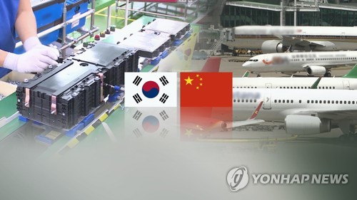 韓国と中国は５月１日から企業関係者の迅速な例外入国を保証する「ファストトラック」制度を実施することで合意した＝（聯合ニュースＴＶ）