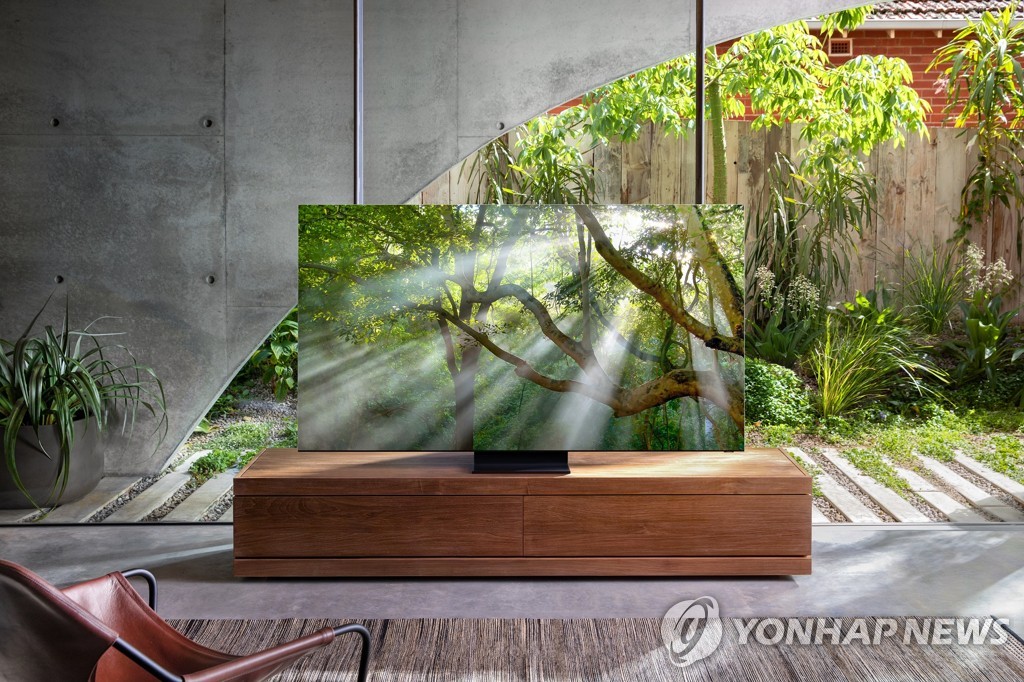 This photo provided by Samsung Electronics Co. on Jan. 7, 2020, shows the company's new QLED TV. (PHOTO NOT FOR SALE) (Yonhap)