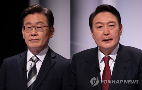 استطلاع: منافسة ساخنة في مرشحي الرئاسة "يون" و"لي"