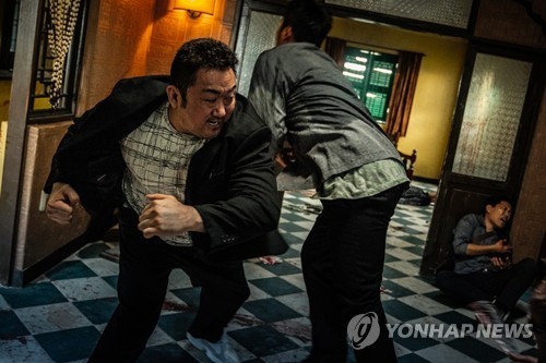 '범죄도시2' 개봉 닷새째 300만 관객 돌파