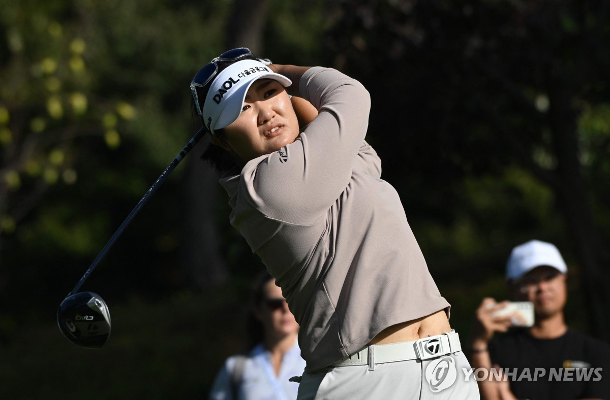 유해란, LPGA 메이뱅크 챔피언십 첫날 2위…고진영 공동 42위